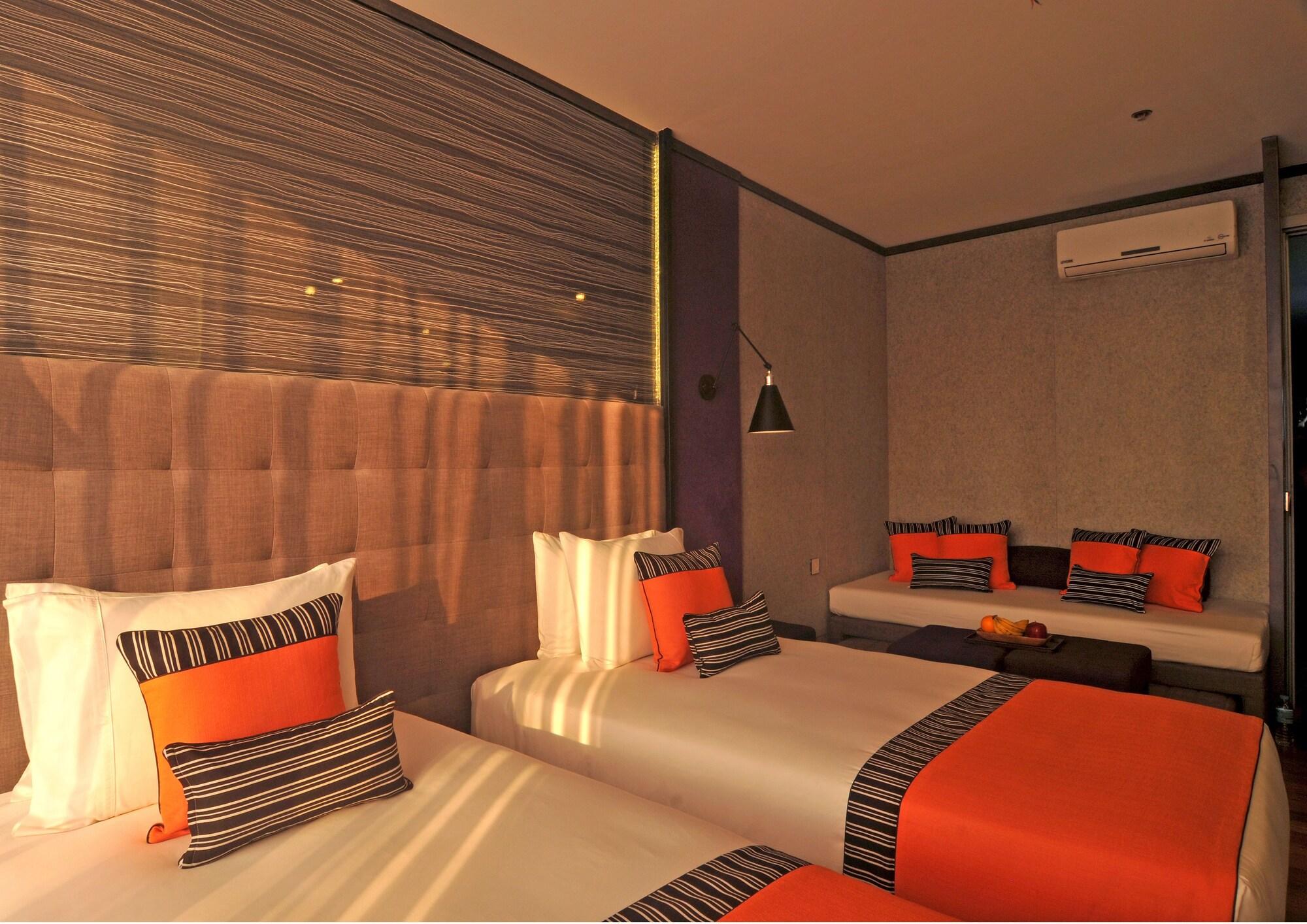 Hive Hotel Cidade Quezon Exterior foto