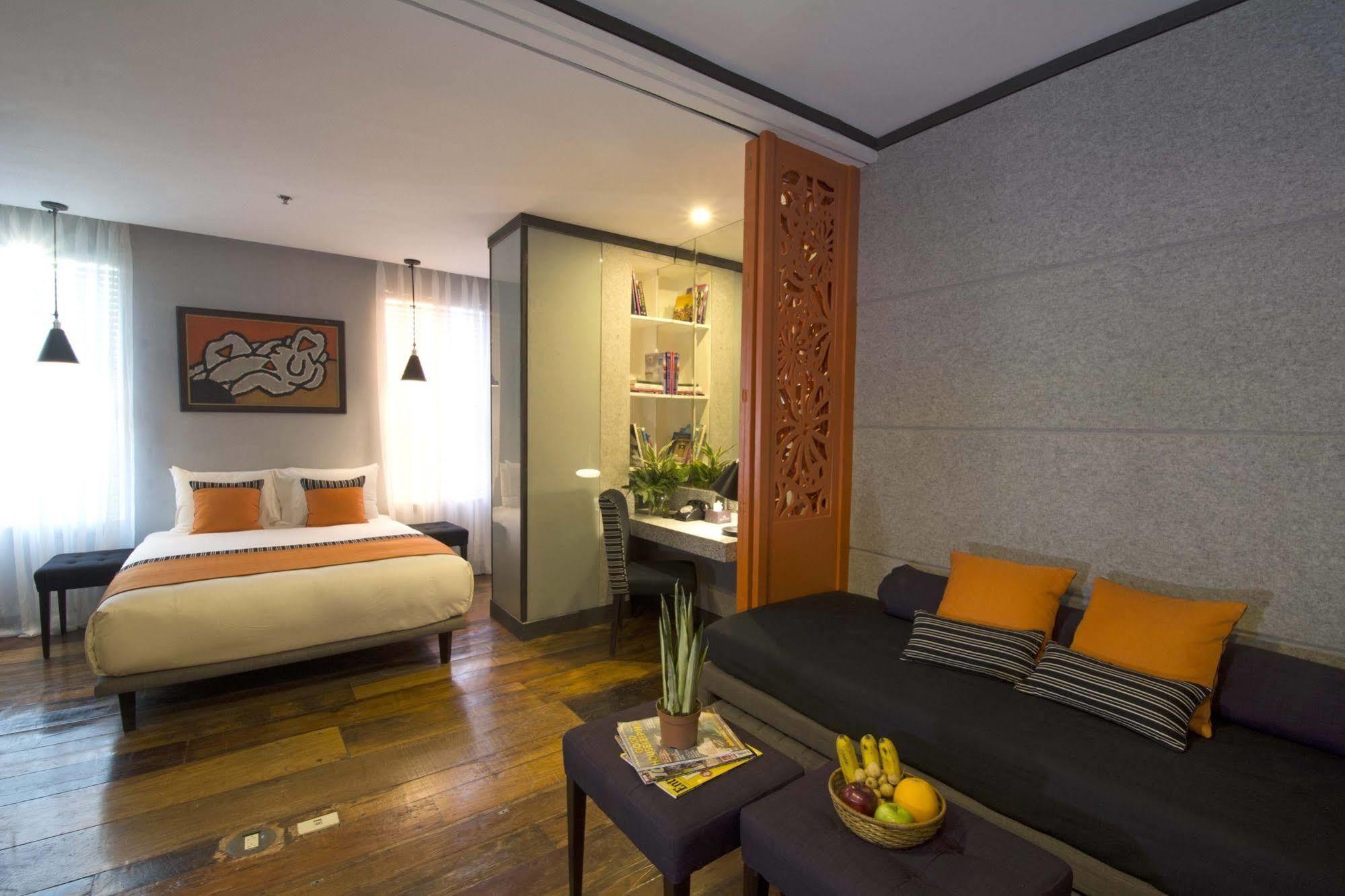 Hive Hotel Cidade Quezon Exterior foto